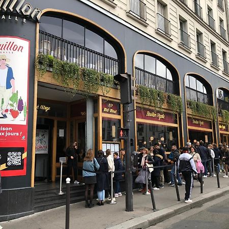 Studio Pigalle De 25 M2 - 2 Lits Simples Type Gigogne Pour 2 Personnes - Coeur Touristique De Paris - 2 Minutes De La Station Metro Pigalle ,Petit Train Vers La Butte Montmartre-Cabarets Moulin Rouge,Chez Michou-Restaurants Bouillon Pigalle,Berliner Екстер'єр фото