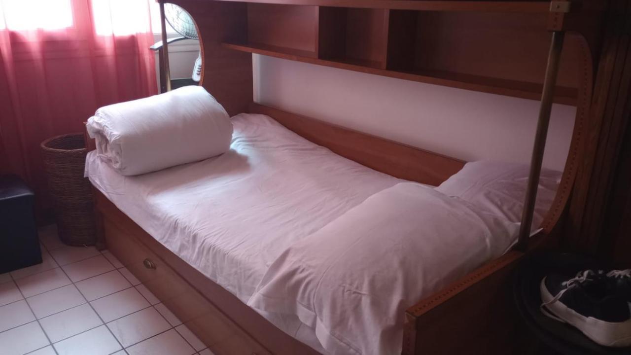 Studio Pigalle De 25 M2 - 2 Lits Simples Type Gigogne Pour 2 Personnes - Coeur Touristique De Paris - 2 Minutes De La Station Metro Pigalle ,Petit Train Vers La Butte Montmartre-Cabarets Moulin Rouge,Chez Michou-Restaurants Bouillon Pigalle,Berliner Екстер'єр фото