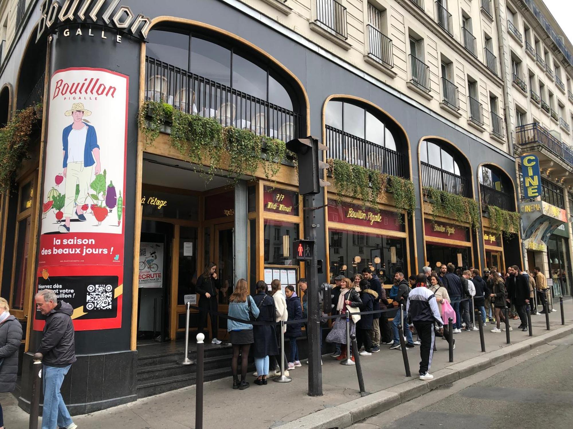 Studio Pigalle De 25 M2 - 2 Lits Simples Type Gigogne Pour 2 Personnes - Coeur Touristique De Paris - 2 Minutes De La Station Metro Pigalle ,Petit Train Vers La Butte Montmartre-Cabarets Moulin Rouge,Chez Michou-Restaurants Bouillon Pigalle,Berliner Екстер'єр фото